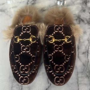 GG Velvet Fur Princetown Mules Size 36 1/2
